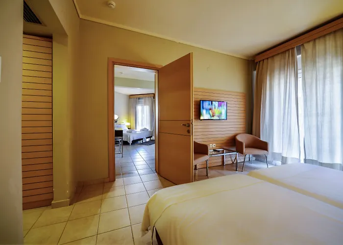 Astoria Hotel 3*