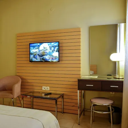 Astoria Hotel 3*